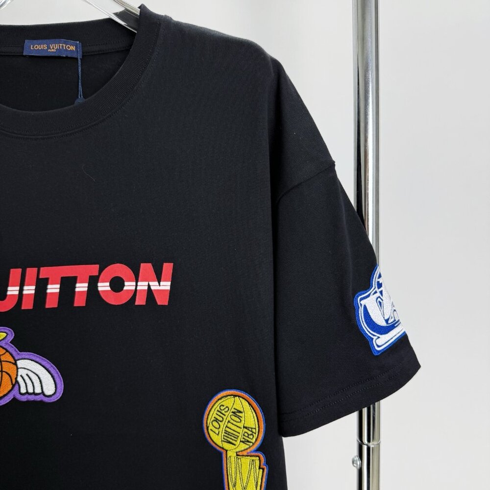LOUIS VUITTON x NBA - Picture 4 of 8